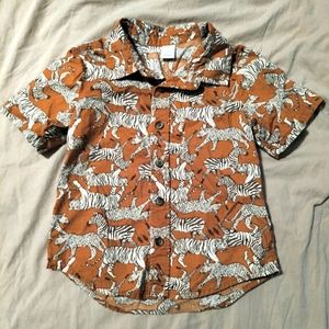 Toddler Boys Old Navy 3T Cheetah/Zebra Button down shirt